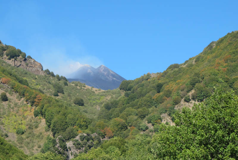 etna012r